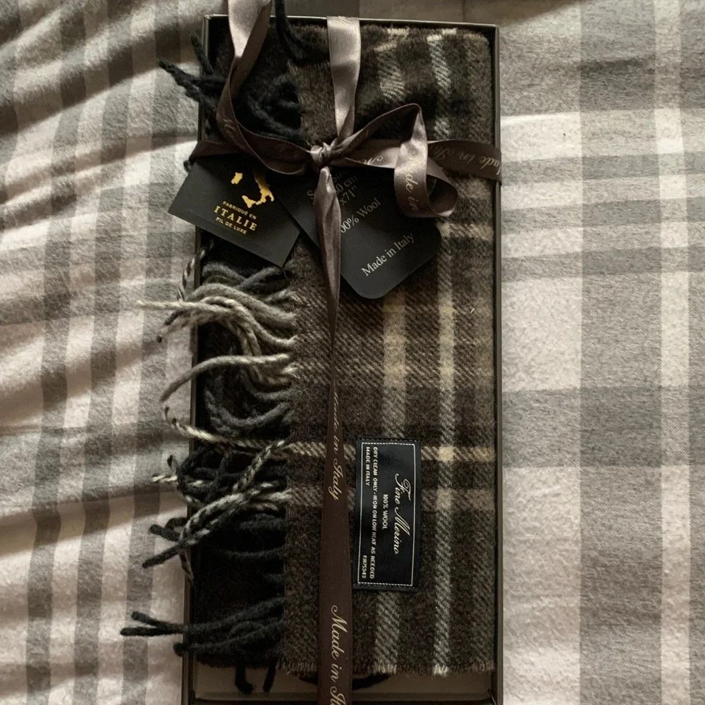 Men's Brown and Tan Wool Scarf